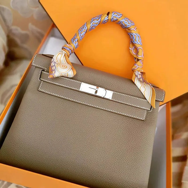 2019 New Kelly Tote Bag in Togo Leather for Women